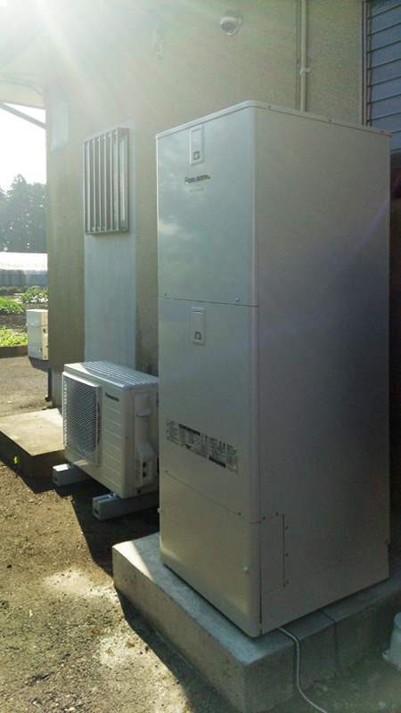石油タンクに給油する手間がなくなります!エコキュート工事|塩谷町|KSハウジング