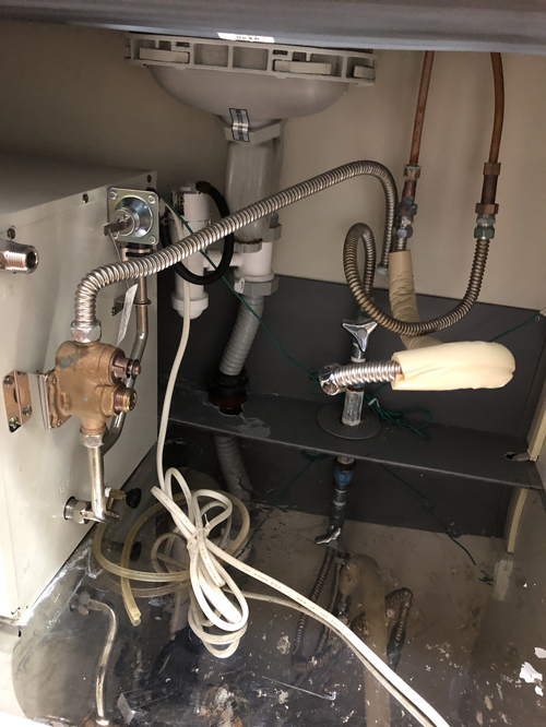 LIXILパブリック向け小型電気温水器交換工事|栃木市 店舗様邸(2018.04.07)