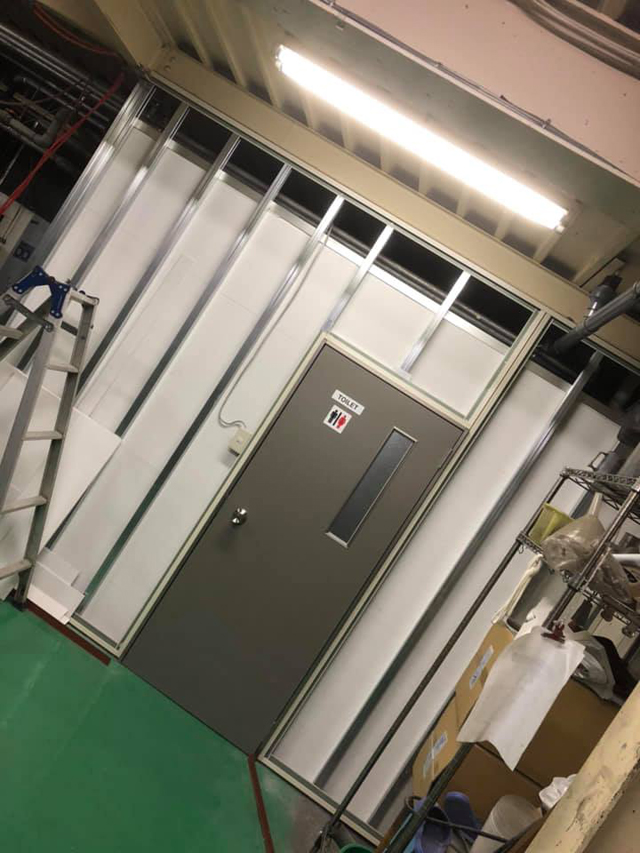 トイレの入り口前に一部屋作りました。|栃木県下都賀郡壬生町U様工場(2018.09.03)