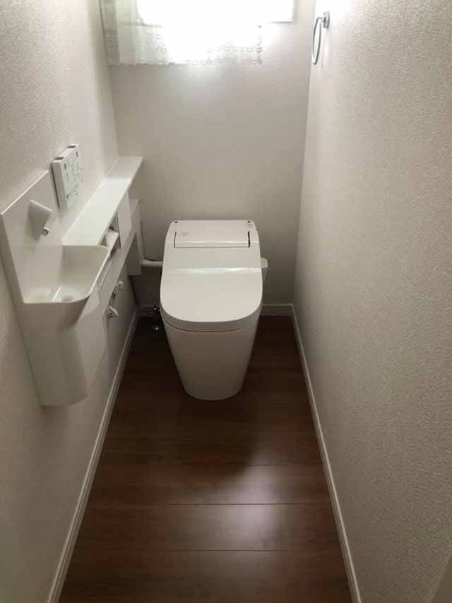 2階トイレのリフォーム工事【群馬県太田市】KSハウジングは水道修理･リフォーム専門店