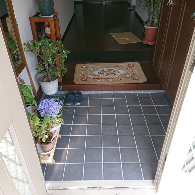玄関タイル張替え工事|栃木県宇都宮市G様邸(2021.03.01)