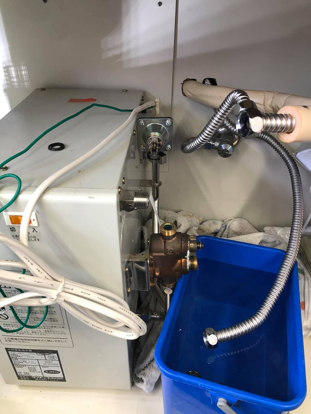 電気温水器交換工事|栃木市施設(2021.04.09)