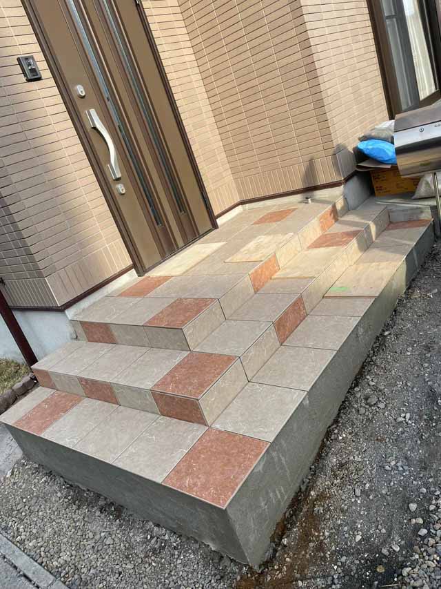 玄関タイル張替え工事|栃木県塩谷郡高根沢町H様邸(2021.11.01)
