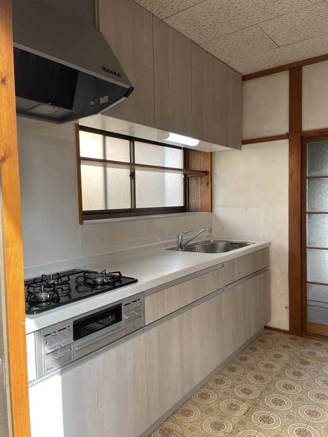 キッチン交換、キッチンのリフォーム工事｜栃木県小山市S様邸(2022.03.07)